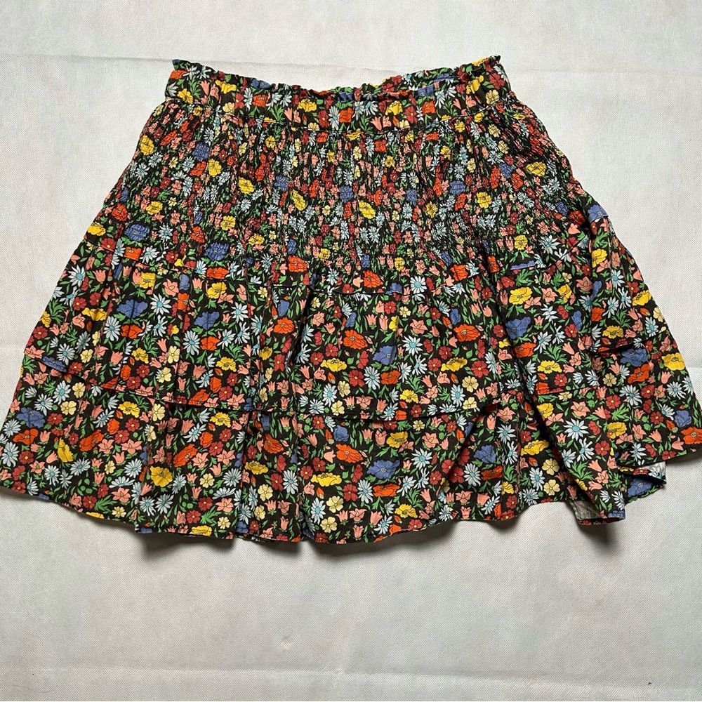 Perseverance floral mini ruffled skirt size 12